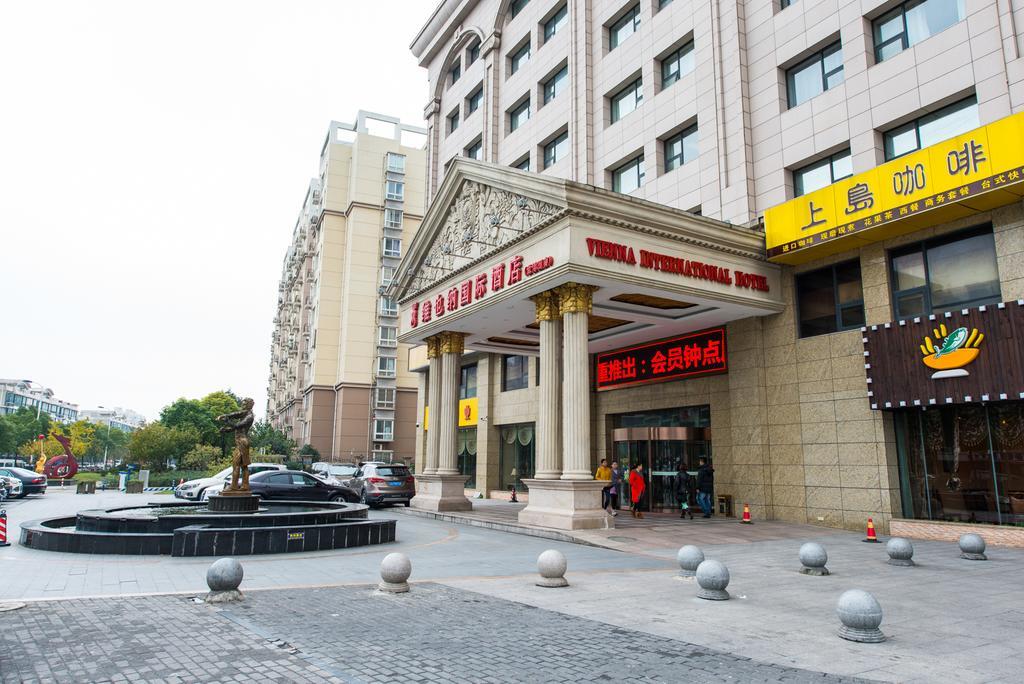 Vienna International Hotel - Expo Branch Shanghai Exterior photo
