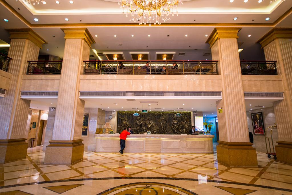 Vienna International Hotel - Expo Branch Shanghai Exterior photo