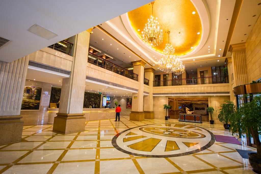 Vienna International Hotel - Expo Branch Shanghai Exterior photo